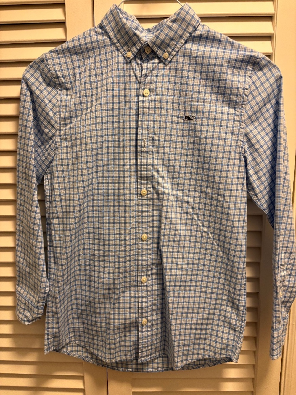 Vineyard Vines blue and white plaid button down